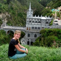 Anna with the monastery Santuario de Las Lajas close to the Ecuadorian border